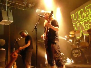 Ultra Vomit - C'était pas mal là @ Lyon 2012 (10)