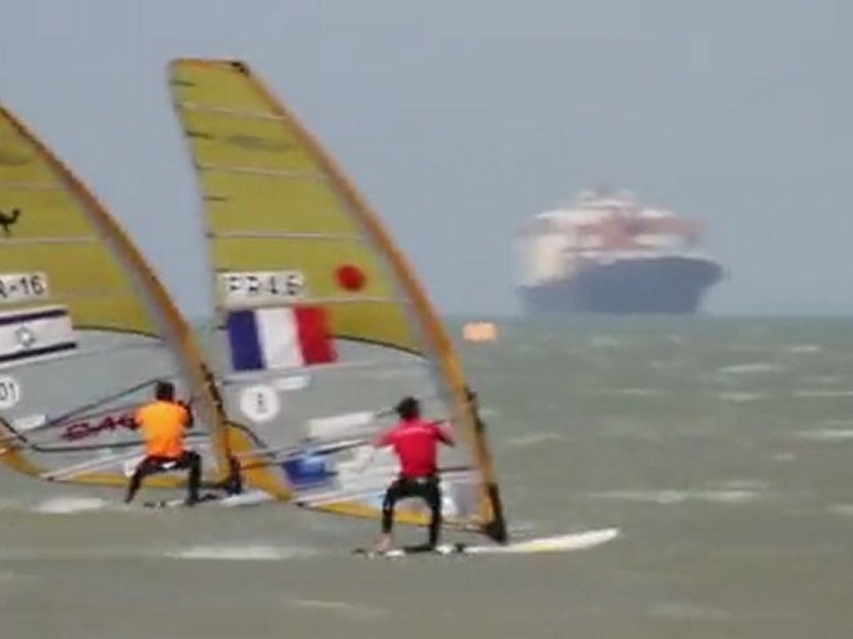 RSX Worlds 2012: Julien Bontemps champion du monde dans la tempête