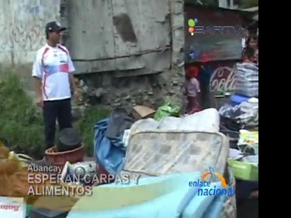 Abancay Damnificados por alud que cayo en comunidad de Sahuanay reciben alimentos