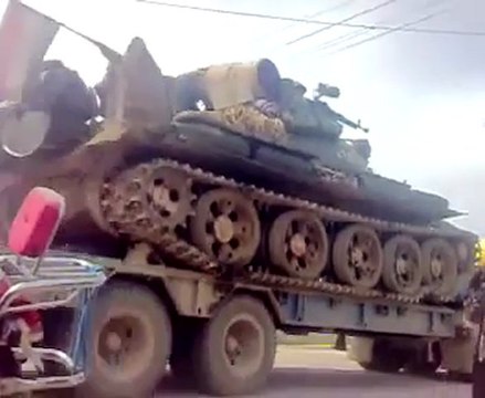 فري برس ريف حلب طريق مارع التعزيزات العسكرية الى اعزاز 25 3 2012