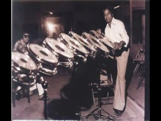 Tumbi Vaa - Piano Solo on Roland Keyboard