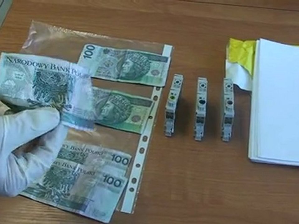 Hrubieszów: Podrabiał banknoty na domowej drukarce