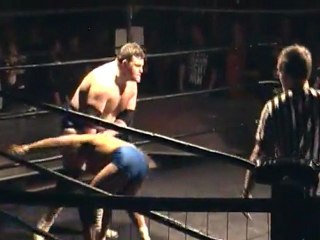 Fight Club: Pro- Jonathan Gresham VS Dave Mastiff