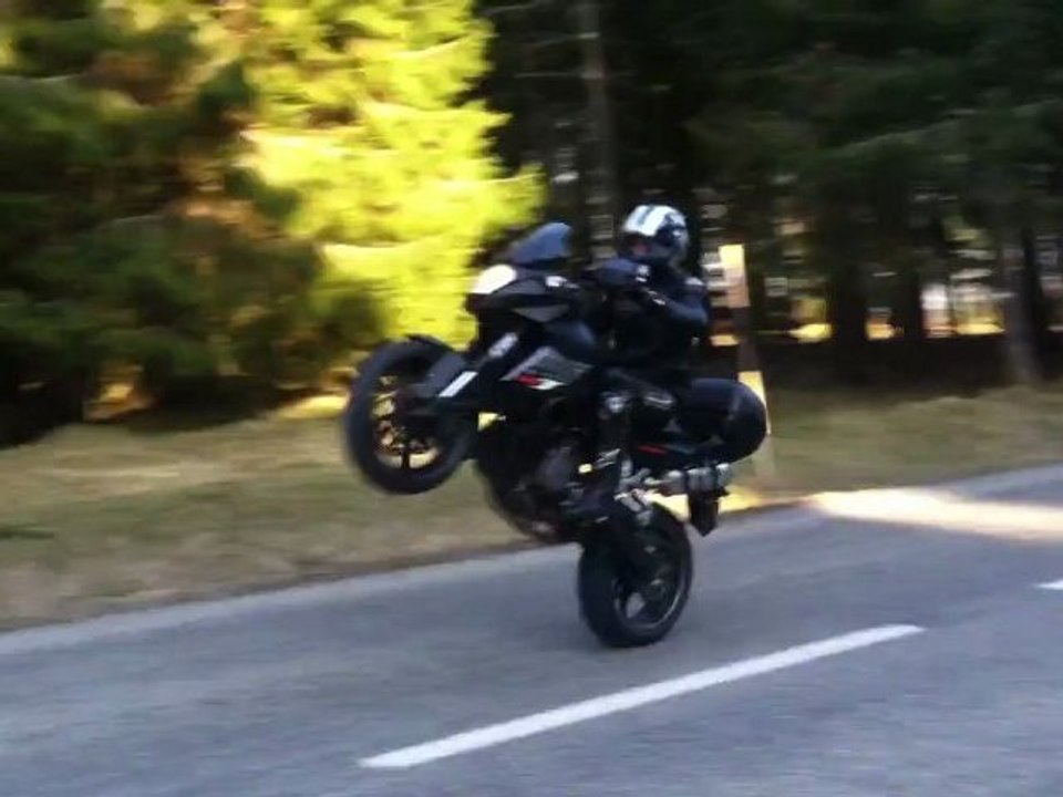 KTM 990 SMT Wheeling