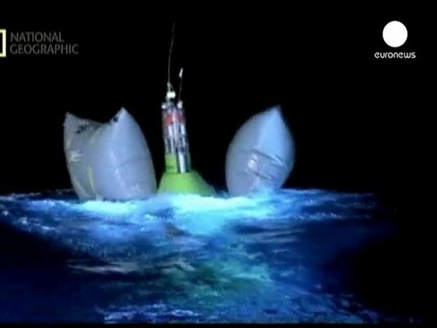 James Cameron inicia su viaje a las profundidades del océano