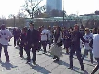 Chaîne contre le racisme – flashmob 21 mars 2012