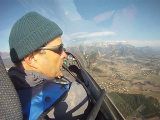 planeur atterrissage champ Die