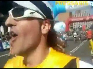 Ο  Νίκος εύχεται χρόνια πολλά στον Άρη
