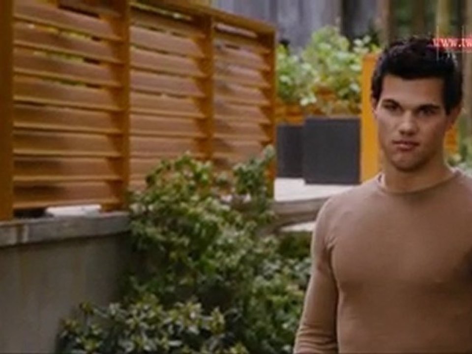 The Twilight Saga Breaking Dawn Part 2 Resmi Fragmanı Türkçe Altyazılı