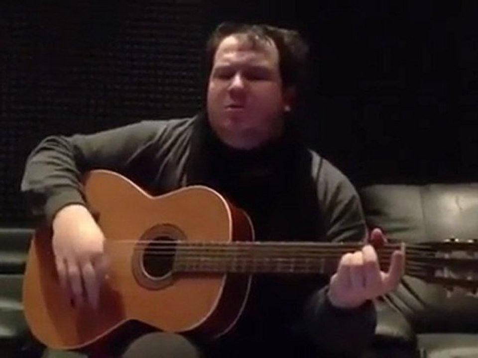 Şahan Gökbakar - Halil Sezai Taklidi Taze Simit  :D