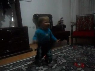 yiğit çılgın dans