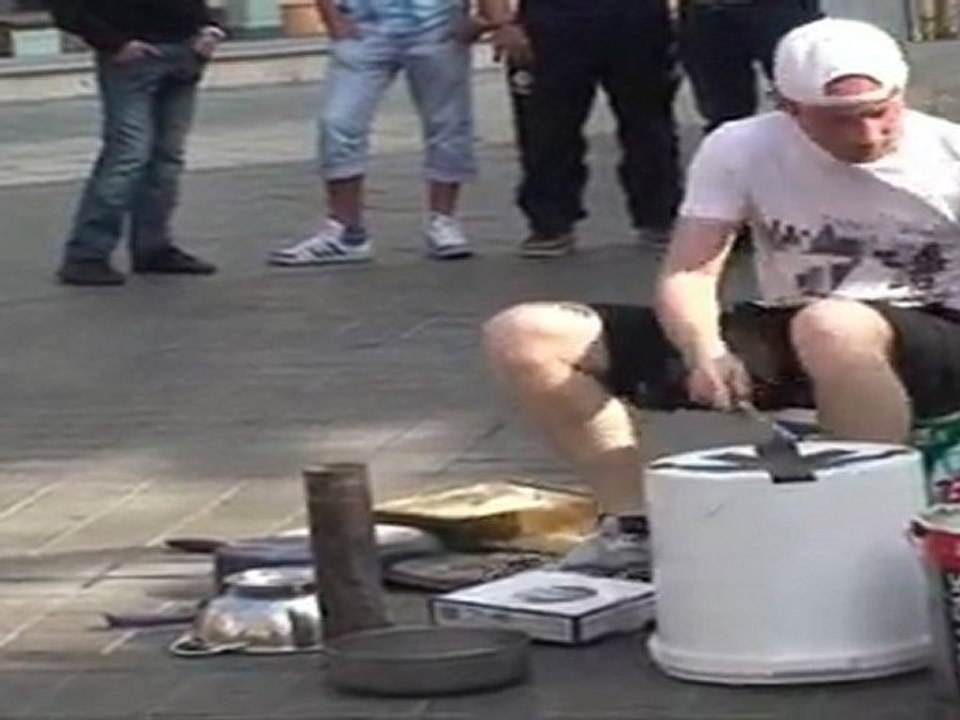 Street Drum, Lille