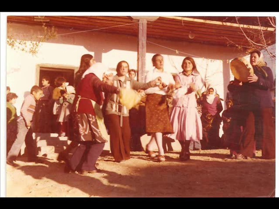 Öyle Bir Geçer Zamanki ...