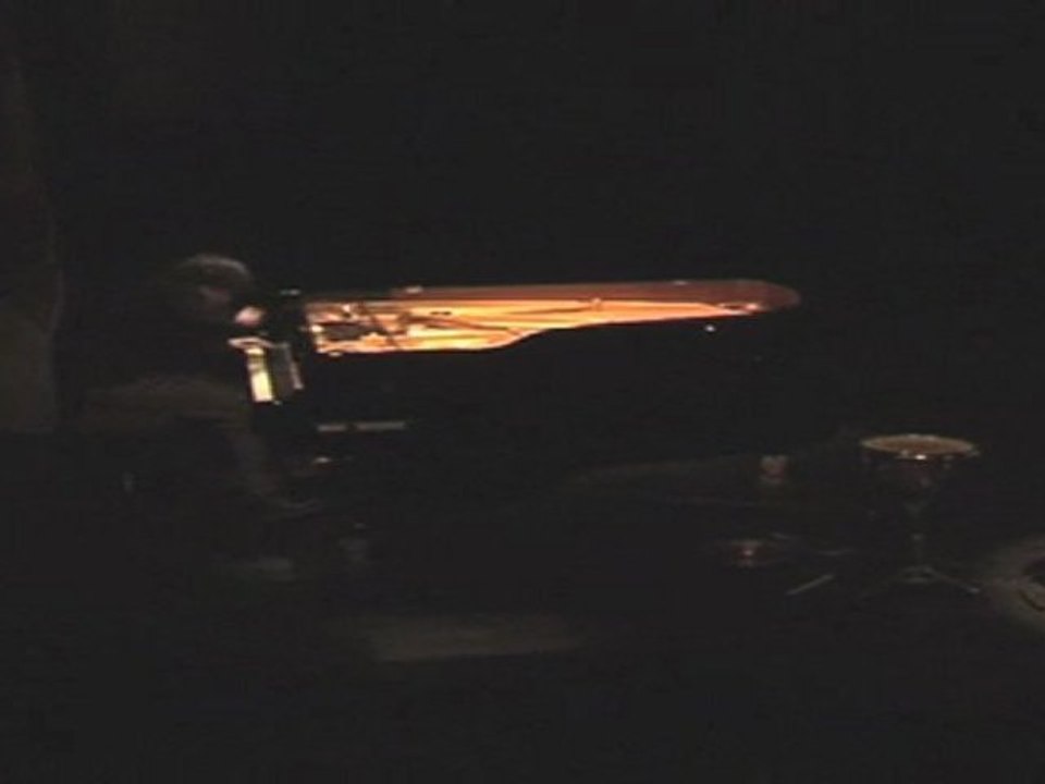 Alexandros MARKEAS + Seijiro MURAYAMA aux Jeudis de l'atelier(s), Musique expérimentale et improvisée (2/2)