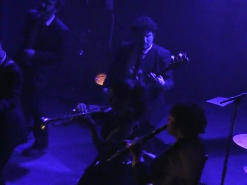 LES BLEROTS DE R.A.V.E.L. : Dans les Gares