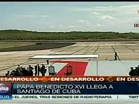 Benedicto XVI aterrizó en Cuba para visita de tres días