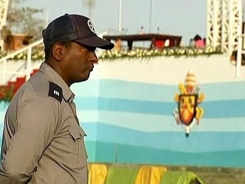 Pope Benedict arrives in Cuba