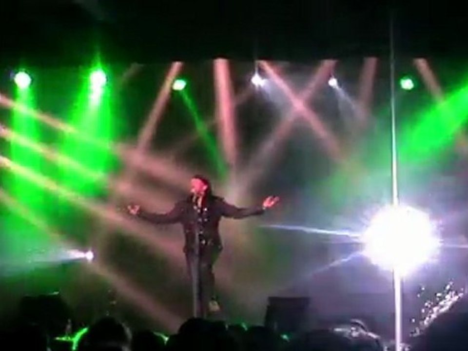 Shake - Tu sais je t'aime - You Know I Love You- Live Boulogne Sur Mer