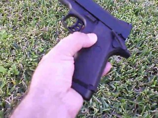Pistolet Gamo V3