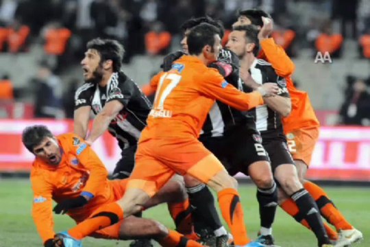 Kartal berabere kaldı