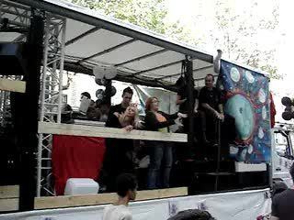 TechnoParade10