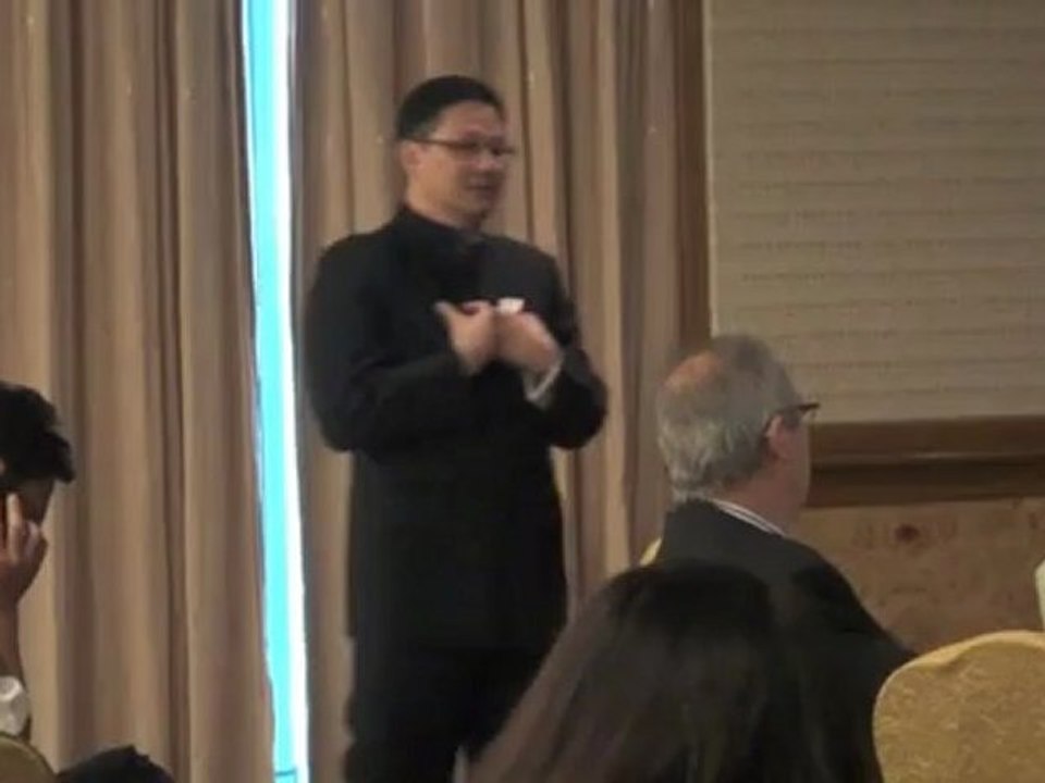 The difference between a Leader and a Manager