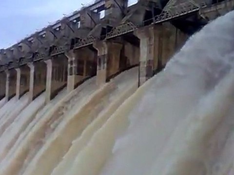 Bargi Dam (JAbalPur) while open all Gates - BIRTHPLACE OF ANEESH -13-1-1990 !
