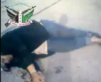 فري برس ريف دمشق داريا الجيش الحر ينفذ القصاص بشبيح قتل غياث مطر 26 3 2012