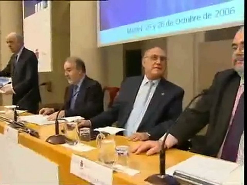 Arias Cañete: "Conthe sabe que Arenillas es el pirómano"