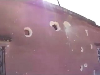 فري برس ريف حماه المحتل قلعة المضيق أثر الشيلكا على أحد المنازل2012 3 26