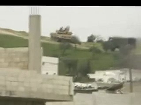 فري برس ريف حماه المحتل تمركز الأمن على تلة الصياد المطلة على مدينة كفرزيتا 26 3 2012