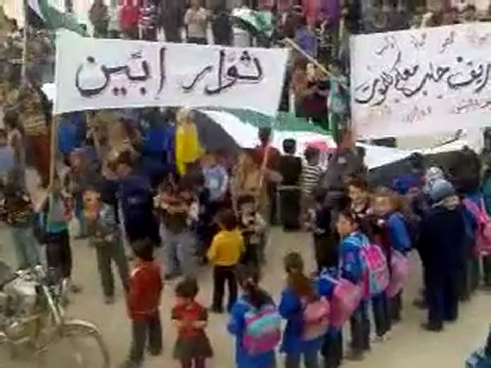 فري برس حلب   إبين   مظاهرة الاثنين نصرة لريف حلب الشمالي وحمص وحماة   26 3 2012 ج3