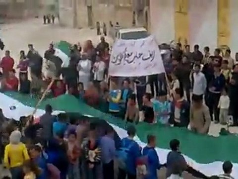 فري برس حلب إبين مظاهرة الاثنين نصرة لريف حلب الشمالي وحمص وحماة 26 3 2012 ج1