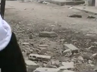 فري برس حمص القديمة الصفصافة شهيد ملقا على الارض 26 3 2012