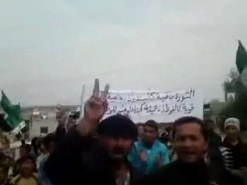 فري برس ادلب حاس مظاهرة حاشدة نصرة للمدن المنكوبة 26 3 2012