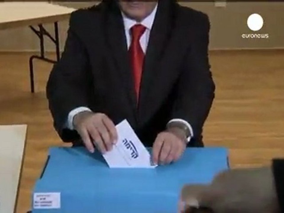 Elecciones internas en el principal partido de la...