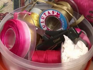 Syrian women take up sewing in Turkish refugee camp