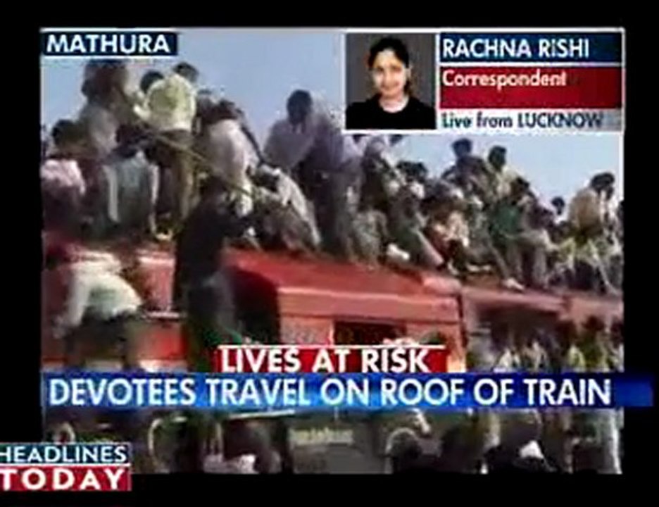 Most_Bizzare_Train_you_will_ever_see_India
