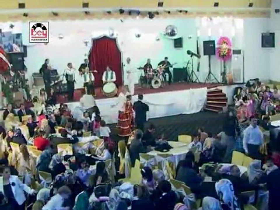 Azdavaylı Safiye&Grup Aslar&Karayılanlar&Azdavaylı Şen Kardeşler - Sigramın Dumanı