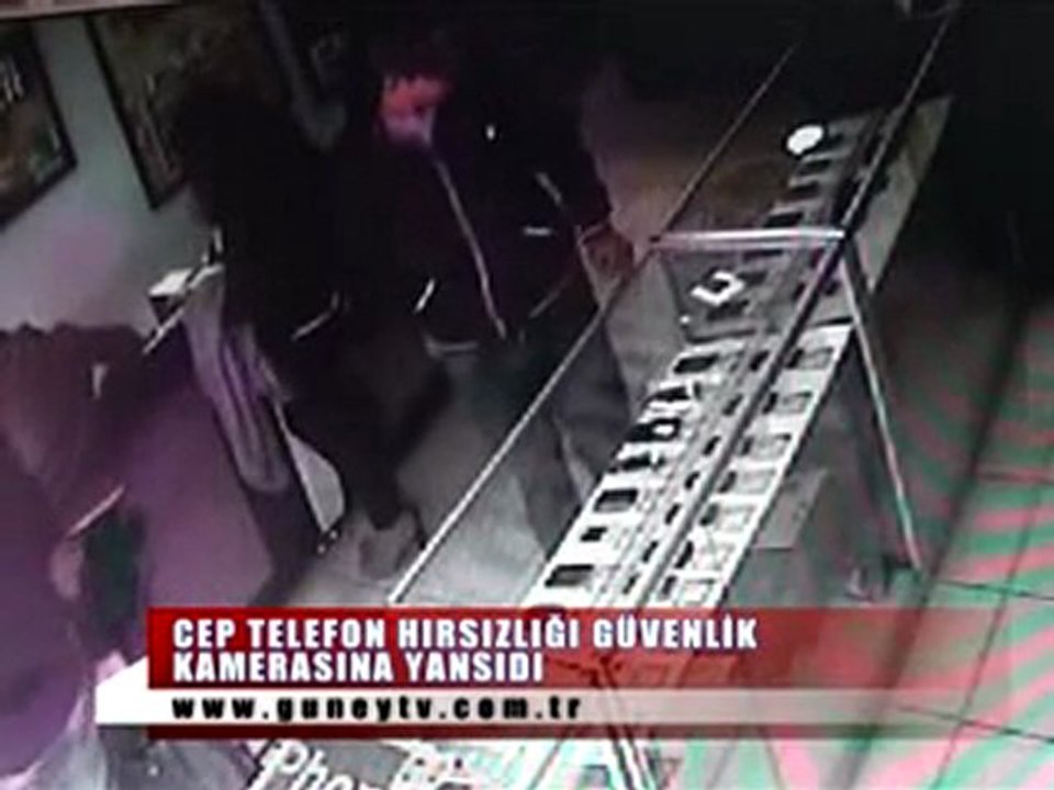 Cep Telefonu Hırsızlığı Güvenlik Kamerasında