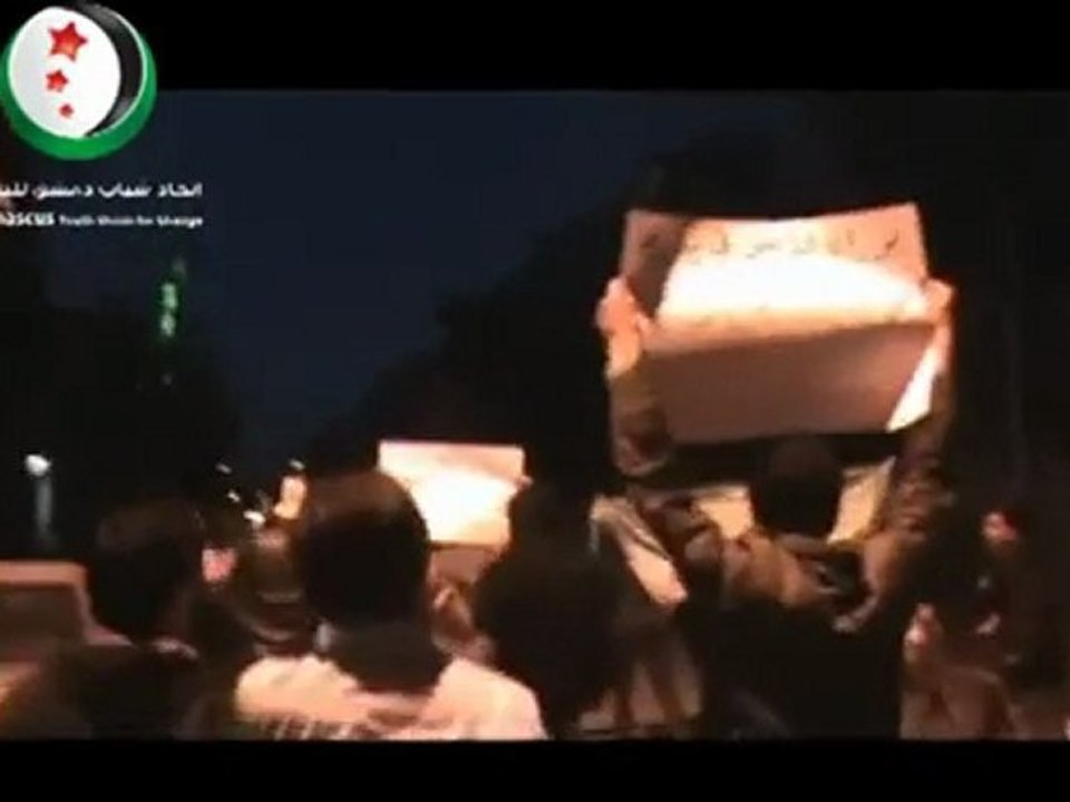فري برس حمص مظاهرة في شارع خالد بن الوليد فجر الثلاثاء 27 3 2012