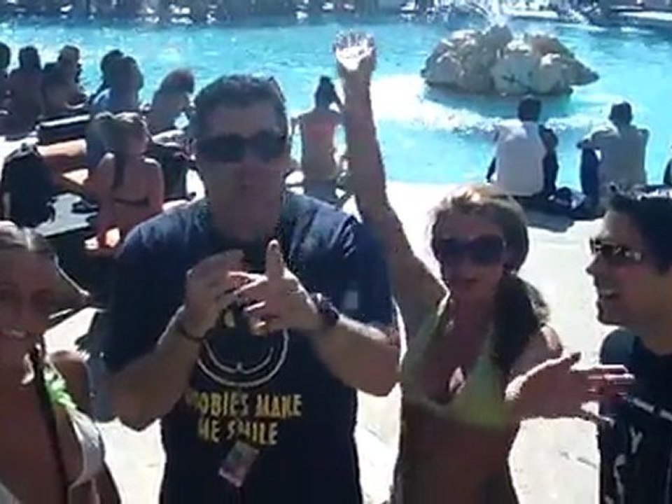 Mobile Snatcher|These Hotties Want You To Promote Mobile Snatcher|Frank Schwarz