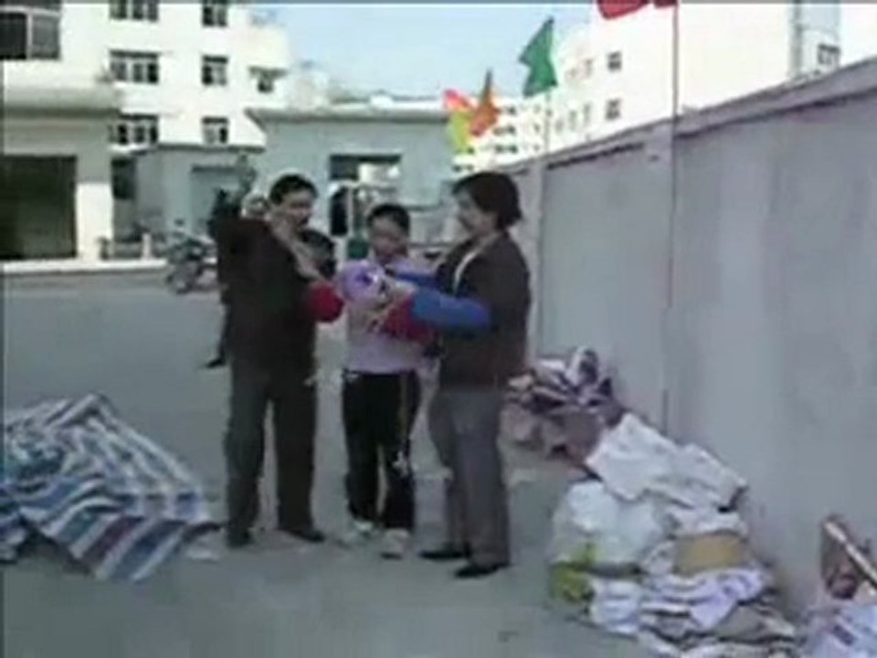 OVNI meprise possible (ballon soucoupe)