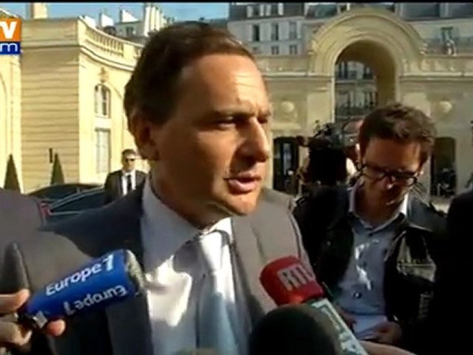 Besson : la France d'accord pour puiser dans ses réserves stratégiques de pétrole