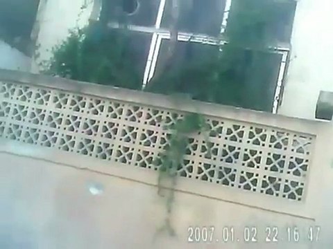 فري برس مدينة ادلب آثار القصف العشوائي على 27 3 2012 ج4