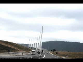 ©VIADUC DE MILLAU PHOTOS&PHOTOS-PEINTURES MARTINE ANCIAUX© TELEVISION