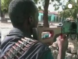 Mogadiscio, il premier somalo esce indenne da un attentato