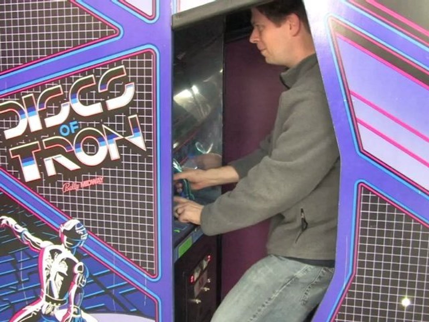 Classic Game Room Discs Of Tron Arcade Machine Review Video