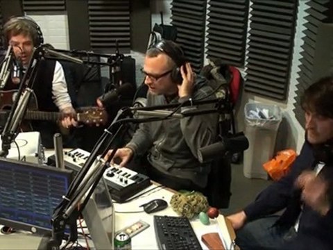 Bo - The Beatles Cover - Session Acoustique OÜI FM