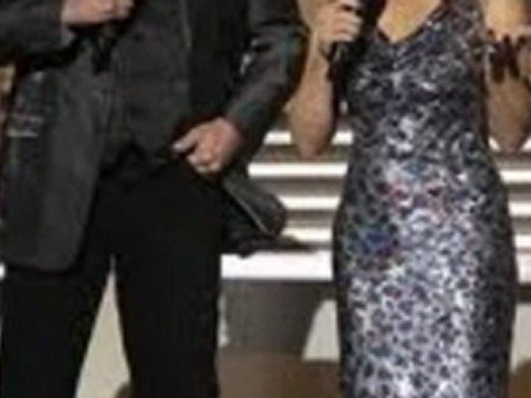 where to watch the CMA Awards live streaming